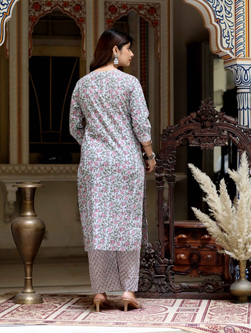 Miravan Women's Blue Cotton Kurta Set for Women - Image 5